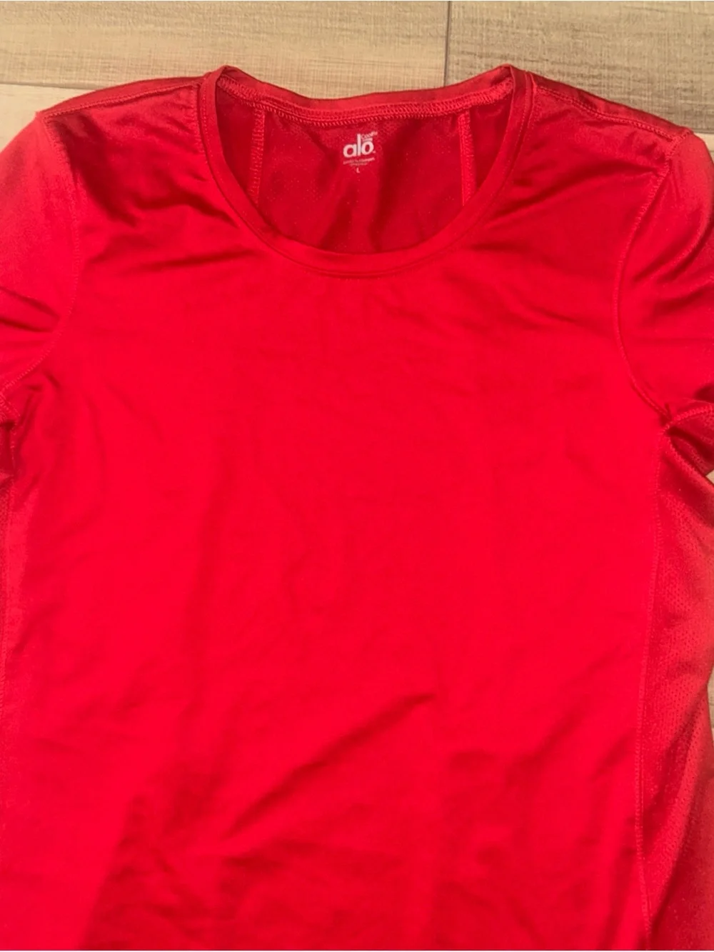 ALO Airbrush Fitness Tee Athletic Workout Gym Travel Lounge Yoga Red Women L
